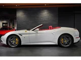 2017 Ferrari California T F1 DCT Sedan for sale, Japanese used car export - photo 4 of 9 | GULJI TRADERS