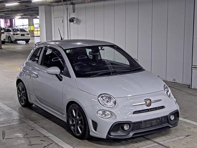 2017 Fiat Abarth 595 Coupe for sale, Japanese used car export | GULJI TRADERS