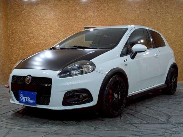 2009 Fiat Grande Punto 1.4 - photo 1 2009 Fiat Grande Punto 1.4 Sedan for sale, Japanese used car export | GULJI TRADERS