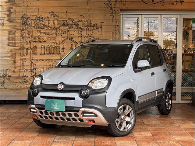 2021 Fiat Panda 4WD - photo 1 2021 Fiat Panda 4WD Sedan for sale, Japanese used car export - photo 1 of 50 | GULJI TRADERS
