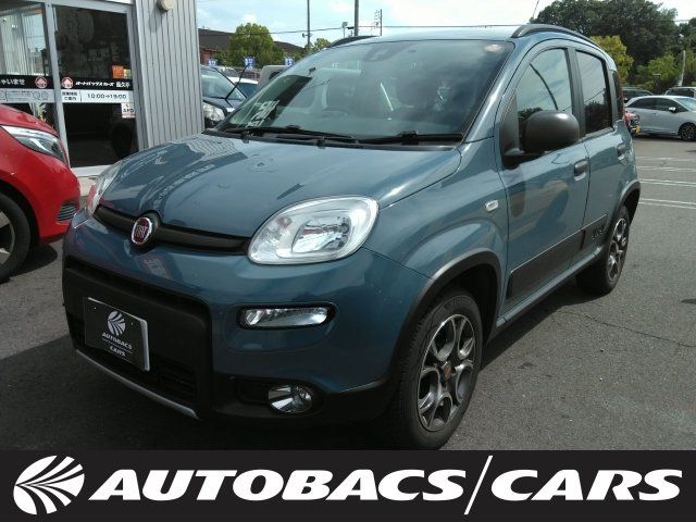 2022 Fiat Panda 880 Street 6DMT 4WD Sedan for sale, Japanese used car export - photo 1 of 3 | GULJI TRADERS