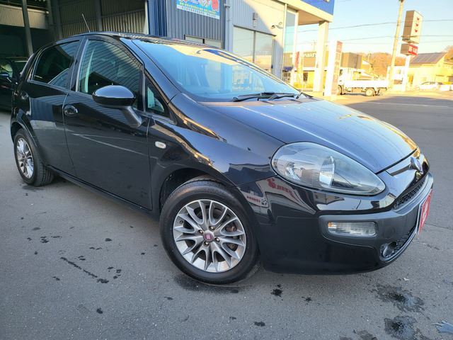 2012 Fiat Punto EVO Dynamic - photo 1 2012 Fiat Punto EVO Dynamic Sedan for sale, Japanese used car export - photo 1 of 31 | GULJI TRADERS
