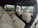 2015 Ford Explorer XLT Sedan for sale, Japanese used car export - photo 21 of 74 | GULJI TRADERS