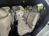 2015 Ford Explorer XLT Sedan for sale, Japanese used car export - photo 25 of 74 | GULJI TRADERS