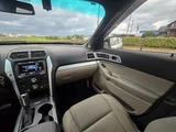 2015 Ford Explorer XLT Sedan for sale, Japanese used car export - photo 53 of 74 | GULJI TRADERS