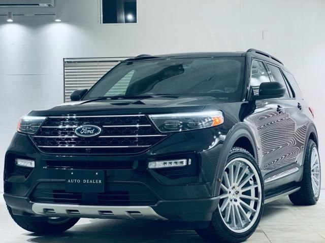 2020 Ford Explorer XLT 4WD Sedan for sale, Japanese used car export - photo 1 of 9 | GULJI TRADERS