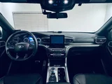 2020 Ford Explorer XLT 4WD Sedan for sale, Japanese used car export - photo 2 of 9 | GULJI TRADERS