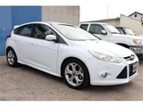 2013 Ford Focus Sports Genuine Aluminum Wheels White Sedan for sale, Japanese used car export - photo 2 of 50 | GULJI TRADERS