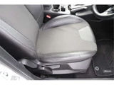 2013 Ford Focus Sports Genuine Aluminum Wheels White Sedan for sale, Japanese used car export - photo 22 of 50 | GULJI TRADERS