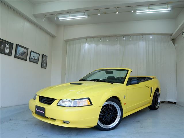 2001 Ford Mustang - photo 1 2001 Ford Mustang Coupe for sale, Japanese used car export | GULJI TRADERS