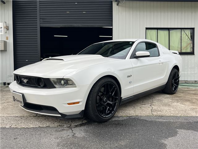 2011 Ford Mustang - photo 1 2011 Ford Mustang Coupe for sale, Japanese used car export - photo 1 of 50 | GULJI TRADERS