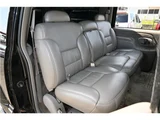 2001 GMC Suburban SUV for sale, Japanese used car export - photo 10 of 28 | GULJI TRADERS