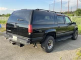 2002 GMC Suburban K1500SLE SUV for sale, Japanese used car export - photo 2 of 20 | GULJI TRADERS