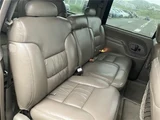 2002 GMC Suburban K1500SLE SUV for sale, Japanese used car export - photo 17 of 20 | GULJI TRADERS