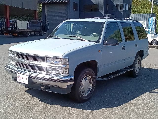 1998 GMC Yukon Sedan for sale, Japanese used car export - photo 1 of 49 | GULJI TRADERS