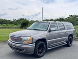 2010 GMC Yukon Sedan for sale, Japanese used car export - photo 1 of 9 | GULJI TRADERS