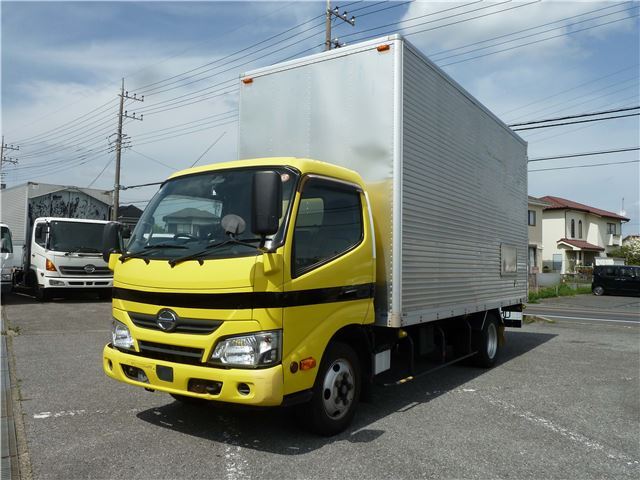 2019 Hino Dutro Long 1.7t - photo 1 2019 Hino Dutro Long 1.7t Truck for sale, Japanese used car export - photo 1 of 34 | GULJI TRADERS