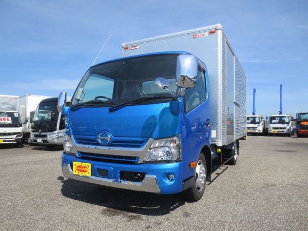 2019 Hino Dutro 2WD Truck for sale, Japanese used car export - photo 1 of 24 | GULJI TRADERS