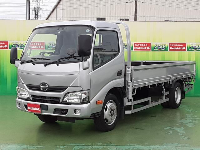 2019 Hino Dutro 4.0D Turbo Standard Long Truck for sale, Japanese used car export - photo 1 of 20 | GULJI TRADERS