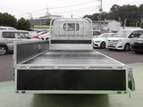 2019 Hino Dutro 4.0D Turbo Standard Long Truck for sale, Japanese used car export - photo 17 of 20 | GULJI TRADERS