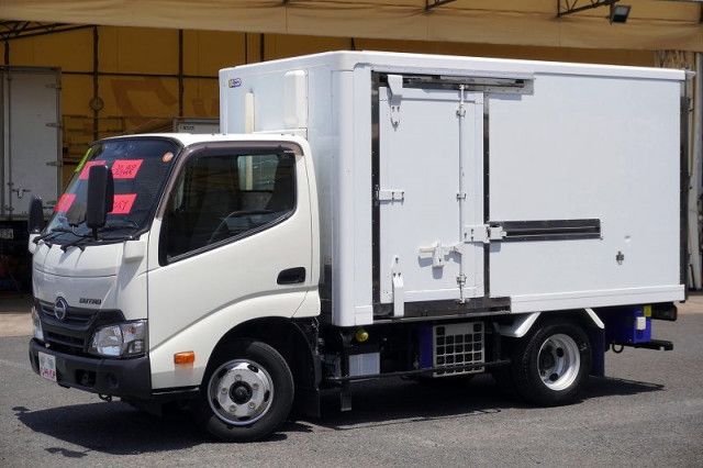 2019 Hino Dutro - photo 1 2019 Hino Dutro Truck for sale, Japanese used car export - photo 1 of 8 | GULJI TRADERS