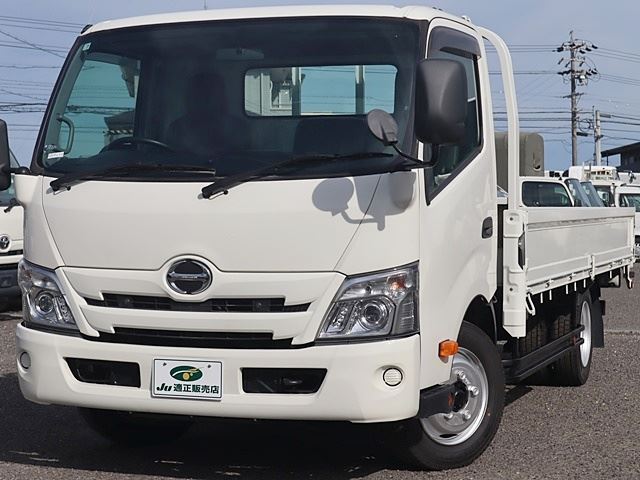 2020 Hino Dutro Wide Long - photo 1 2020 Hino Dutro Wide Long Truck for sale, Japanese used car export - photo 1 of 39 | GULJI TRADERS