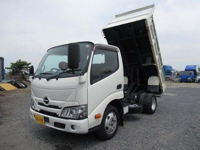 2020 Hino Dutro 2WD Truck for sale, Japanese used car export - photo 1 of 25 | GULJI TRADERS