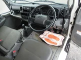 2020 Hino Dutro 2WD Truck for sale, Japanese used car export - photo 4 of 25 | GULJI TRADERS