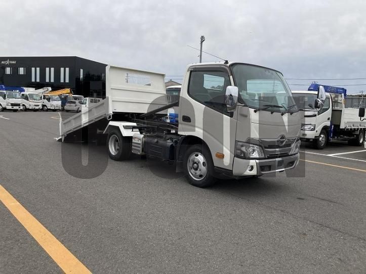 2020 Hino Dutro Truck for sale, Japanese used car export - photo 1 of 21 | GULJI TRADERS