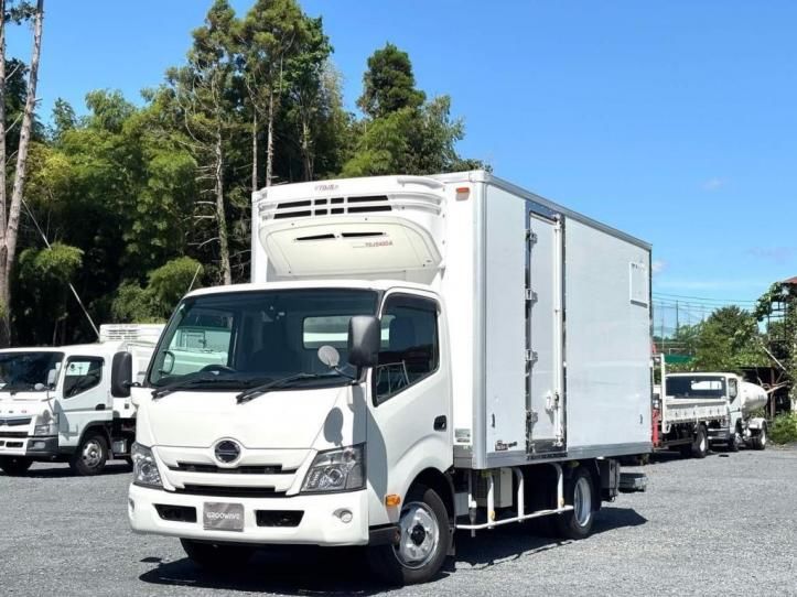 2020 Hino Dutro Truck for sale, Japanese used car export - photo 1 of 21 | GULJI TRADERS