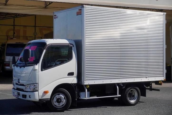 2020 Hino Dutro - photo 1 2020 Hino Dutro Truck for sale, Japanese used car export - photo 1 of 21 | GULJI TRADERS