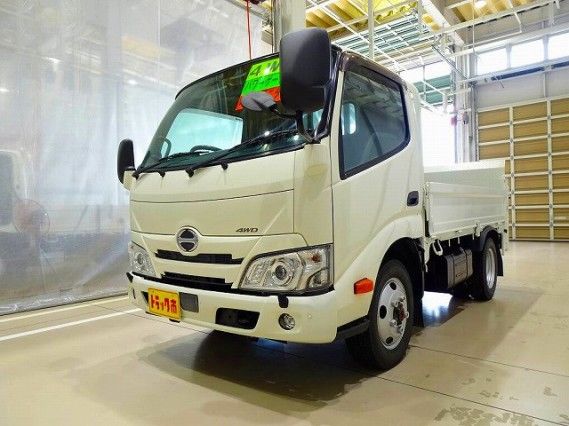 2020 Hino Dutro - photo 1 2020 Hino Dutro Truck for sale, Japanese used car export - photo 1 of 9 | GULJI TRADERS