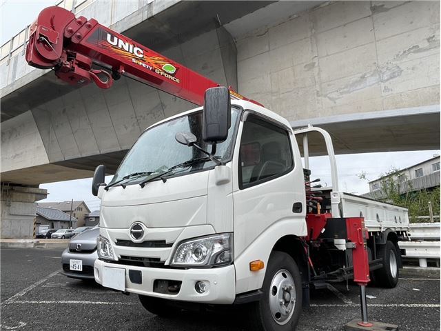 2021 Hino Dutro - photo 1 2021 Hino Dutro Truck for sale, Japanese used car export - photo 1 of 8 | GULJI TRADERS