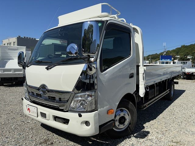2021 Hino Dutro Long Truck for sale, Japanese used car export - photo 1 of 50 | GULJI TRADERS