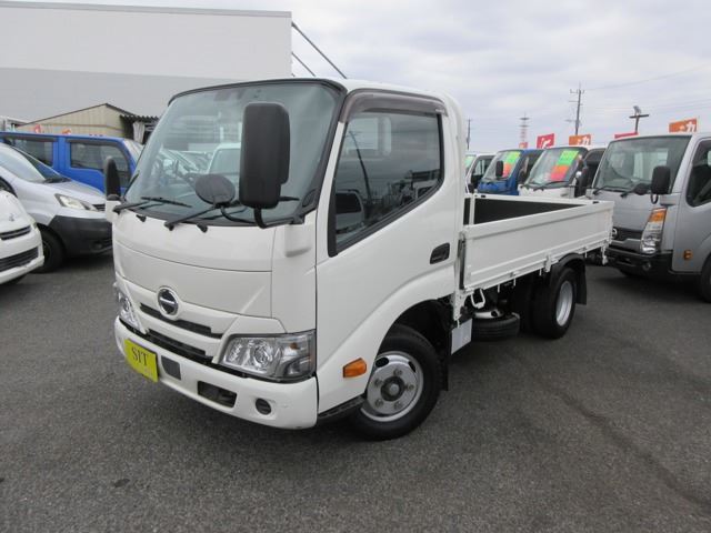2022 Hino Dutro 4.0 Diesel Turbo White Truck for sale, Japanese used car export - photo 1 of 35 | GULJI TRADERS