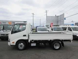 2022 Hino Dutro 4.0 Diesel Turbo White Truck for sale, Japanese used car export - photo 8 of 35 | GULJI TRADERS