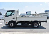 2022 Hino Dutro 4.0 Diesel Turbo White Truck for sale, Japanese used car export - photo 31 of 42 | GULJI TRADERS