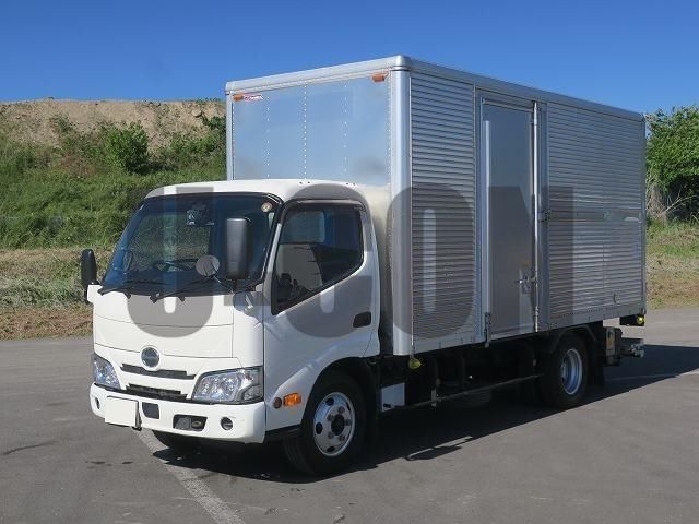 2022 Hino Dutro Truck for sale, Japanese used car export - photo 1 of 21 | GULJI TRADERS