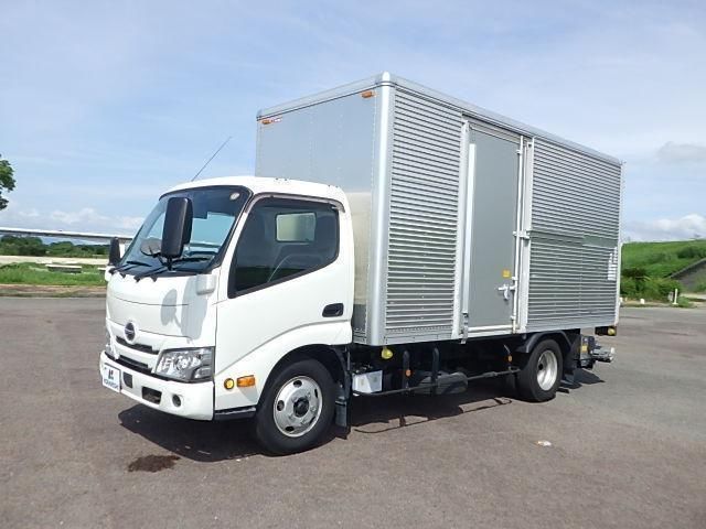 2022 Hino Dutro Truck for sale, Japanese used car export - photo 1 of 21 | GULJI TRADERS