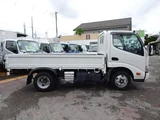 2022 Hino Dutro White Truck for sale, Japanese used car export - photo 4 of 9 | GULJI TRADERS