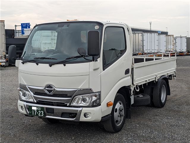 2023 Hino Dutro - photo 1 2023 Hino Dutro White Truck for sale, Japanese used car export - photo 1 of 39 | GULJI TRADERS