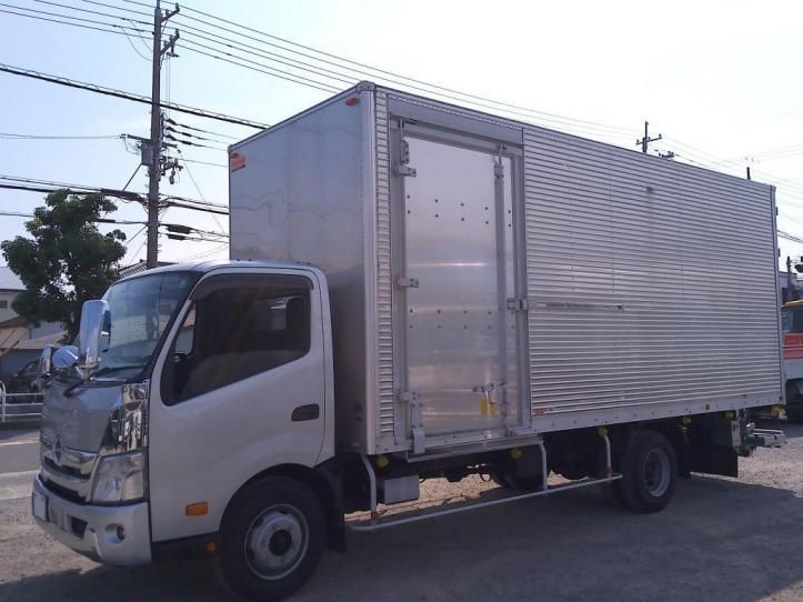 2023 Hino Dutro - photo 1 2023 Hino Dutro Other Truck for sale, Japanese used car export - photo 1 of 21 | GULJI TRADERS