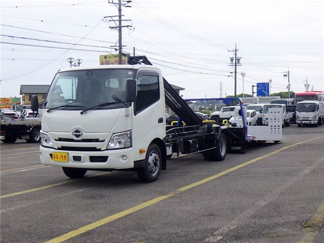2024 Hino Dutro 2.8t AT White Truck for sale, Japanese used car export - photo 1 of 51 | GULJI TRADERS