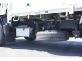 2024 Hino Dutro 2t flatbed truck, low-floor, automatic transmission. White Truck for sale, Japanese used car export - photo 30 of 50 | GULJI TRADERS