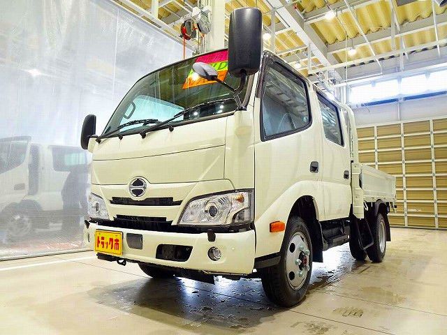 2024 Hino Dutro 4WD - photo 1 2024 Hino Dutro 4WD White Truck for sale, Japanese used car export - photo 1 of 25 | GULJI TRADERS