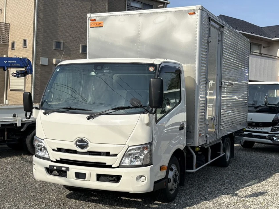2024 Hino Dutro 2WD White Truck for sale, Japanese used car export - photo 1 of 25 | GULJI TRADERS