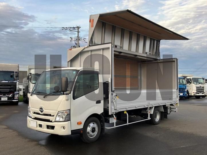 2024 Hino Dutro - photo 1 2024 Hino Dutro Other Truck for sale, Japanese used car export - photo 1 of 21 | GULJI TRADERS