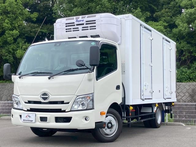 2025 Hino Dutro 4.0 Wide Long Low-Floor Diesel Turbo Refrigerated/Freezer - photo 1 2025 Hino Dutro 4.0 Wide Long Low-Floor Diesel Turbo Refrigerated/Freezer White Truck for sale, Japanese used car export - photo 1 of 58 | GULJI TRADERS