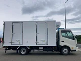 2025 Hino Dutro 4.0 Wide Long Low-Floor Diesel Turbo Refrigerated/Freezer White Truck for sale, Japanese used car export - photo 4 of 58 | GULJI TRADERS