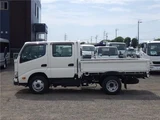 2025 Hino Dutro Double cab, 4WD, flatbed, 2-ton, registered but unused vehicle, current model, 5-speed manual transmission. White Truck for sale, Japanese used car export - photo 3 of 51 | GULJI TRADERS